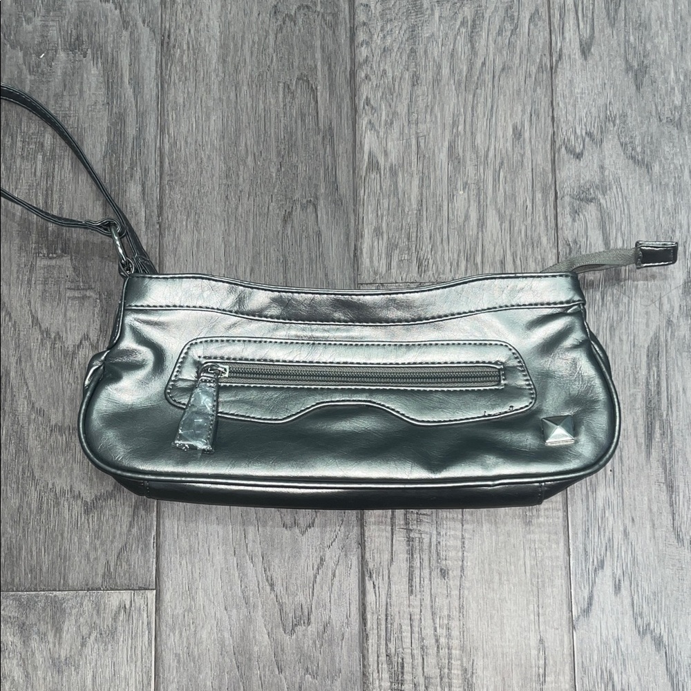 y2k Metallic Silver Wristlet